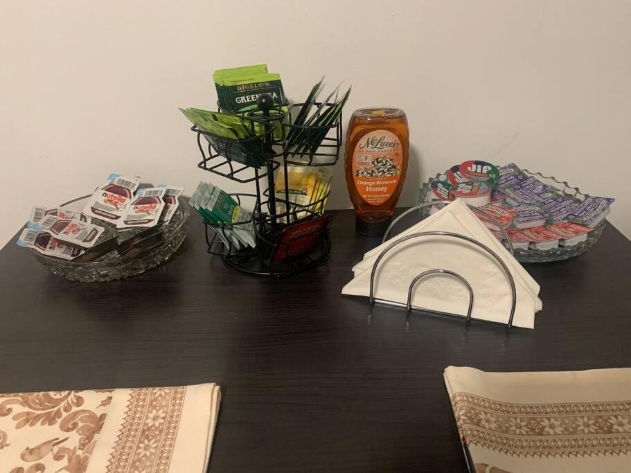 Comfy And Chic Boston Apartment! Free Parking Екстер'єр фото