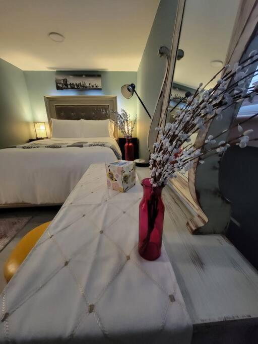 Comfy And Chic Boston Apartment! Free Parking Екстер'єр фото