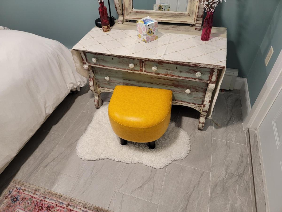 Comfy And Chic Boston Apartment! Free Parking Екстер'єр фото